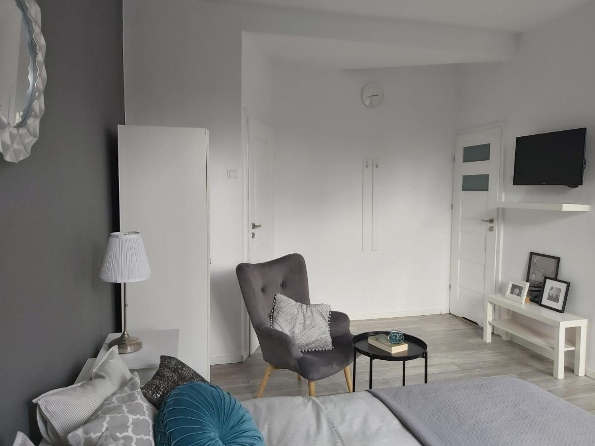 Be In Gdansk Apartments - Studio Mariacka - Old Town Luaran gambar