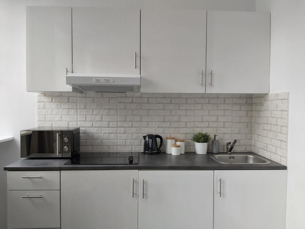 Be In Gdansk Apartments - Studio Mariacka - Old Town Luaran gambar